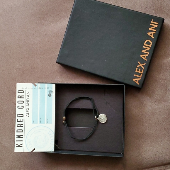 Alex and Ani Surfer Pull Cord Bracelet (NWOT) - Picture 1 of 6